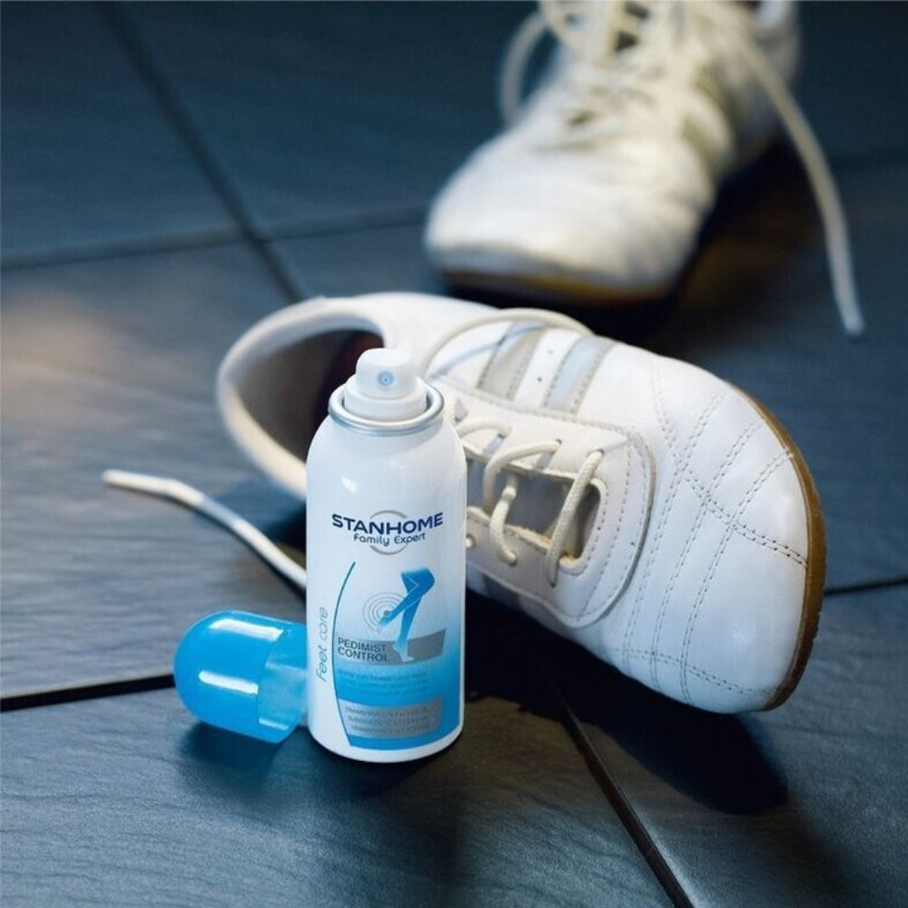 Cách khử mùi hôi giày