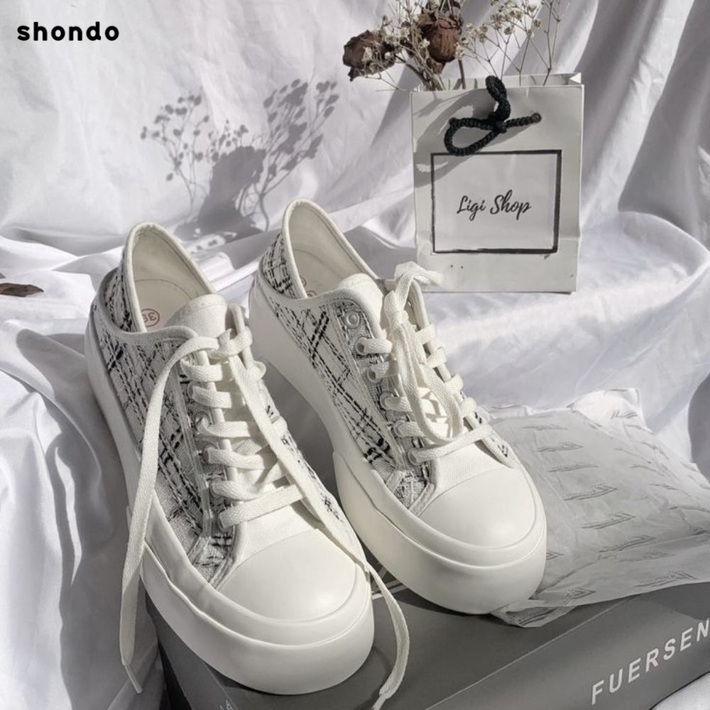 What to do if shoelaces are too long? Causes and solutions