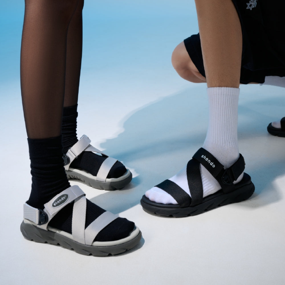 Mẫu sandal nữ màu đen