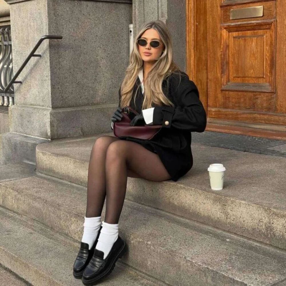 Phối đồ giày loafer nữ cho các cô nàng năng động