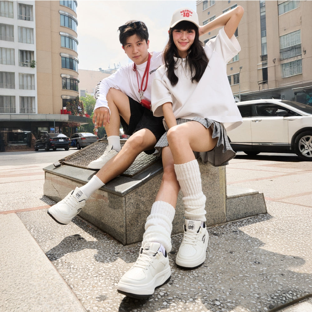 Phối đồ với giày trắng nam