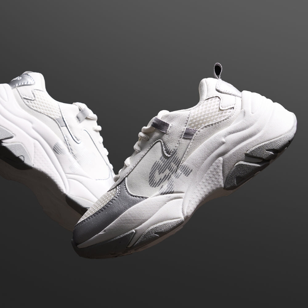 Sneaker là gì
