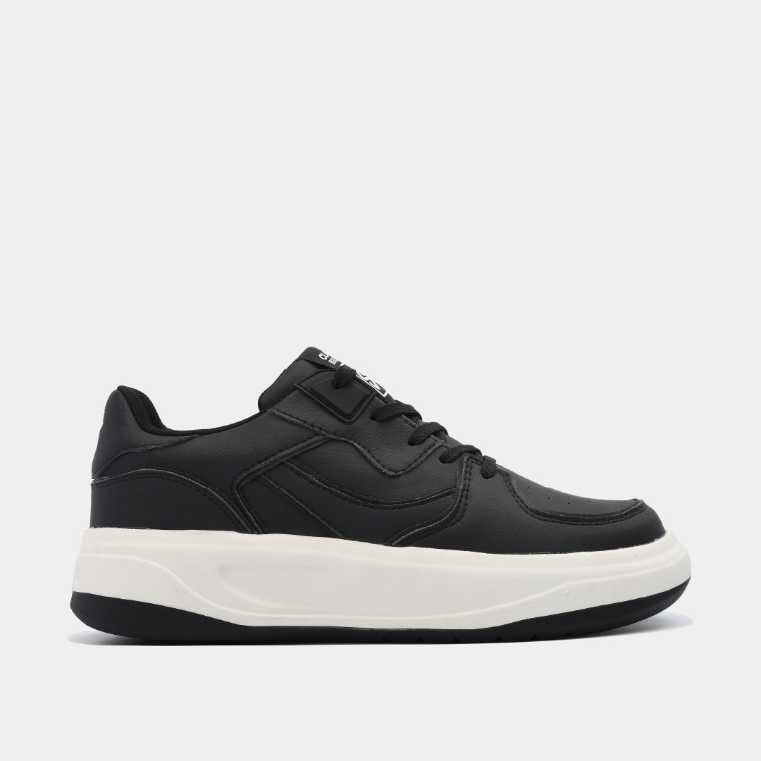 Class 2 black men's and women's sports shoes