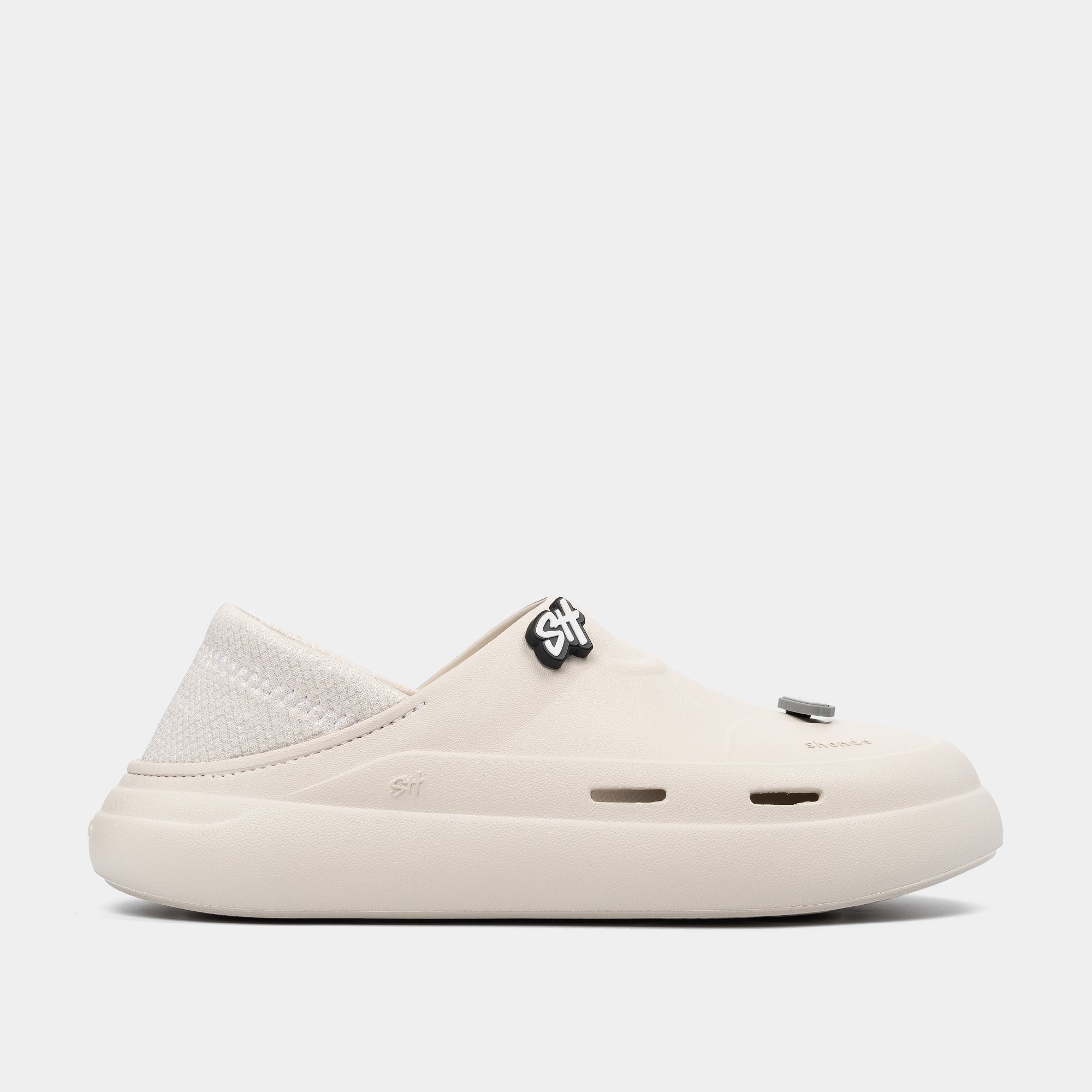 Giày sneaker Class 3 không cột dây trắng