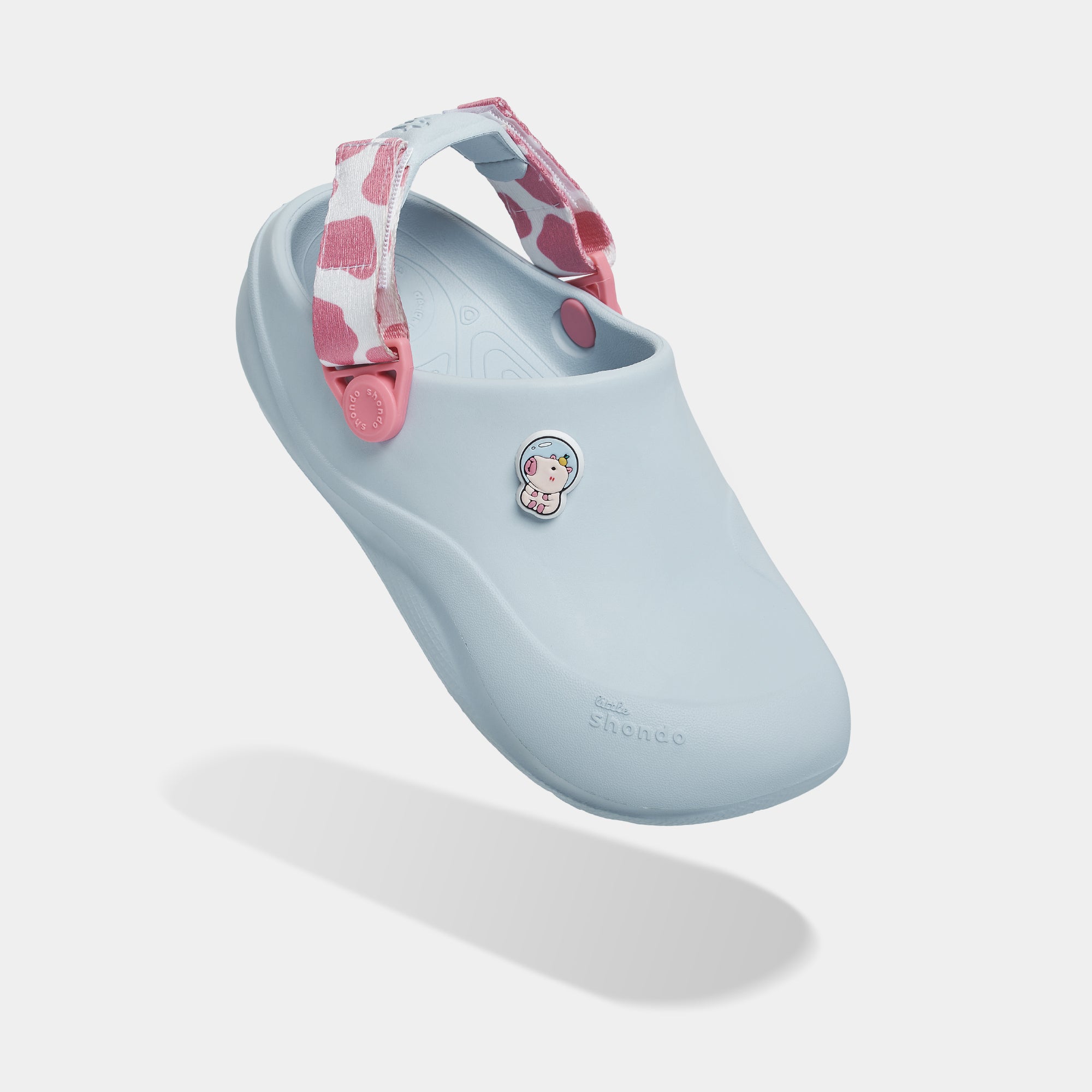 Clog Little Suke bé trai nhựa đúc xanh trời đai bò sữa hồng