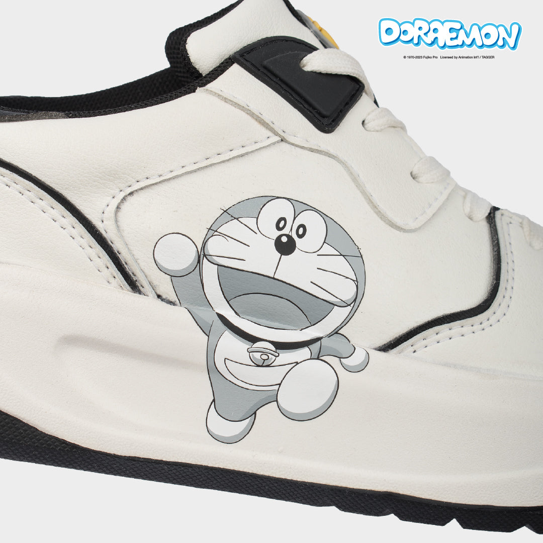 Sneaker Class 2 Doraemon trắng đen