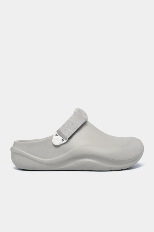 SUKE plastic molded clogs for men and women gray