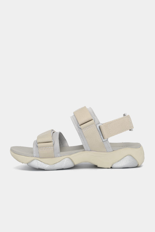 Sandal nữ Girly quai thun xám be