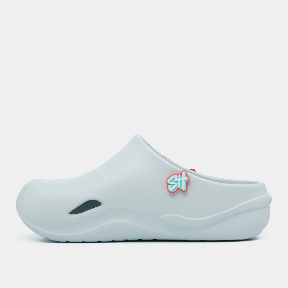 Clog Suke nữ nhựa đúc gắn charm xanh trời