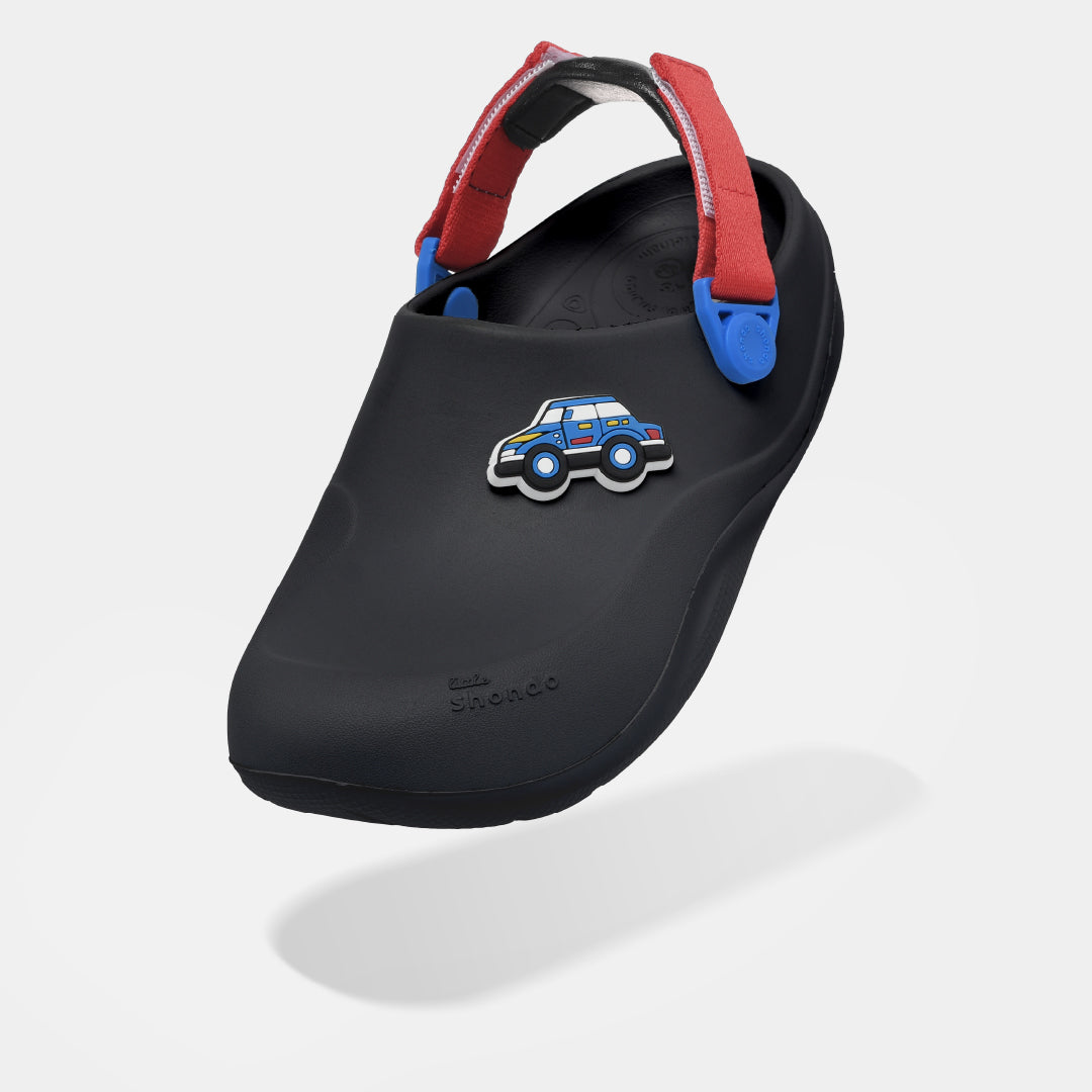 Clog Little Suke bé trai nhựa đúc đen