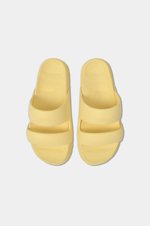 Trendy bread slippers with 4 yellow plastic straps