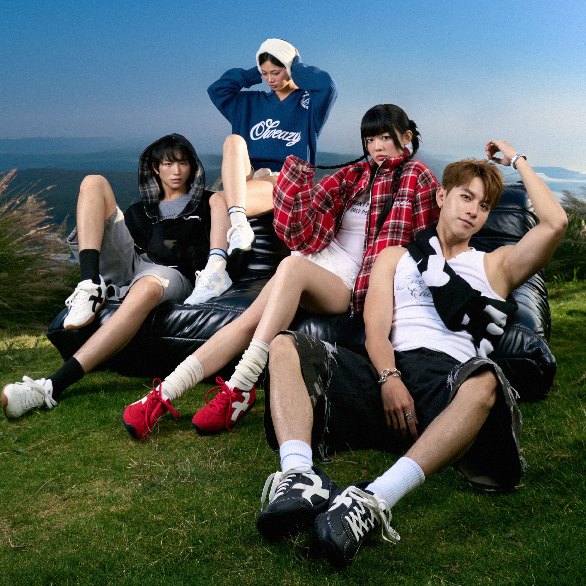 Giày Sneaker Shondo Class 7 Đế Thấp Nữ Màu Xanh Dương