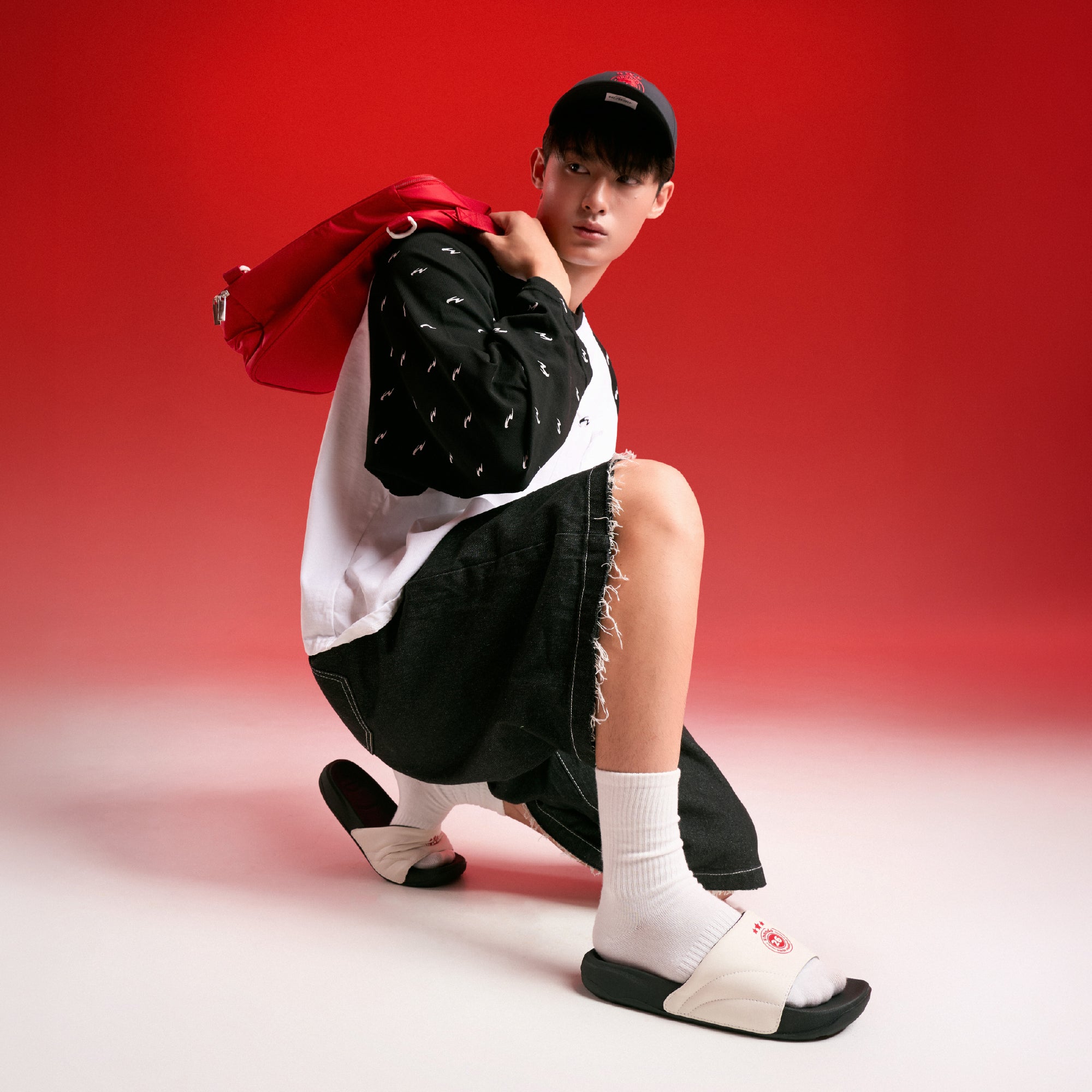 Dép Trendy 7 CHAMPION 26 nam trắng đen