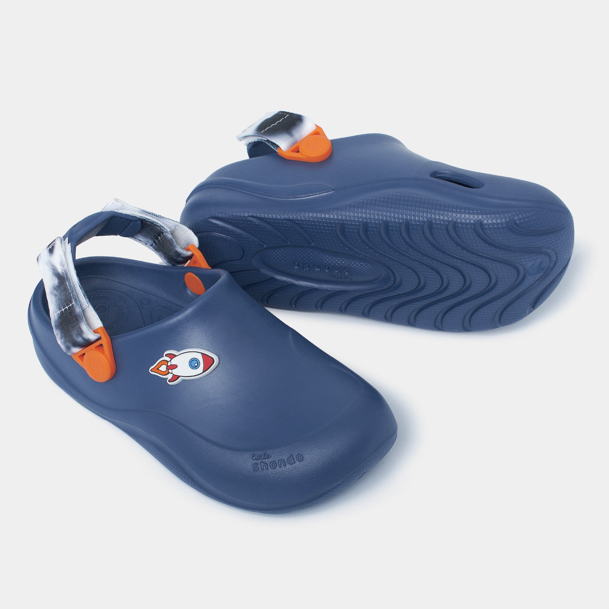 Clog Little Suke bé trai nhựa đúc xanh đậm