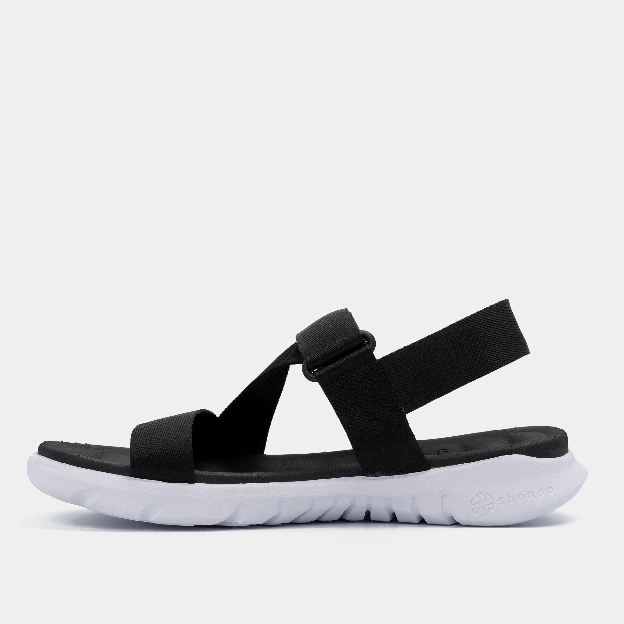 Sandal học sinh F6S Shondo Lite đen trắng