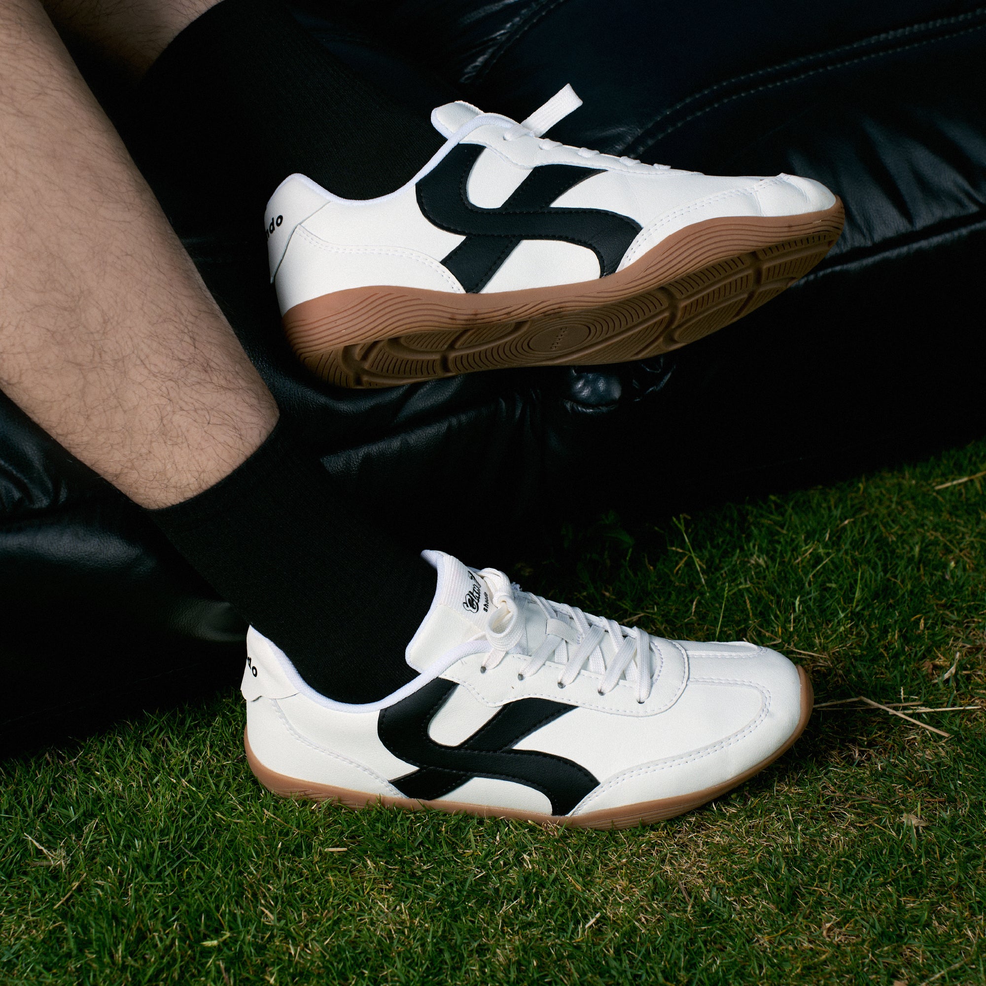 Giày Sneaker Shondo Class 7 Đế Thấp Unisex Màu Trắng