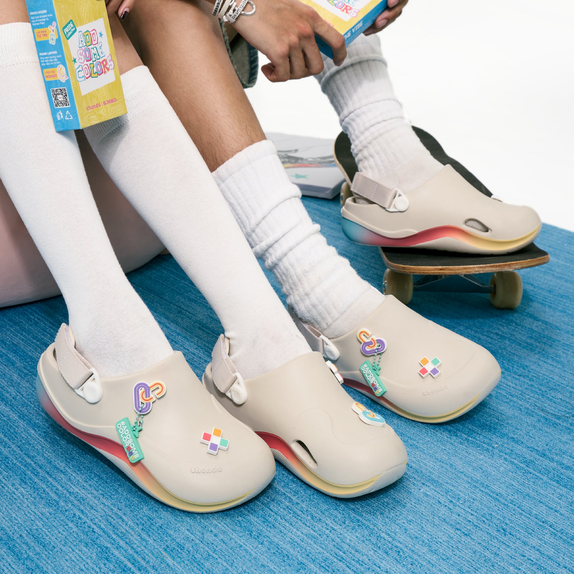 Clog Suke PRIDE unisex trắng kem