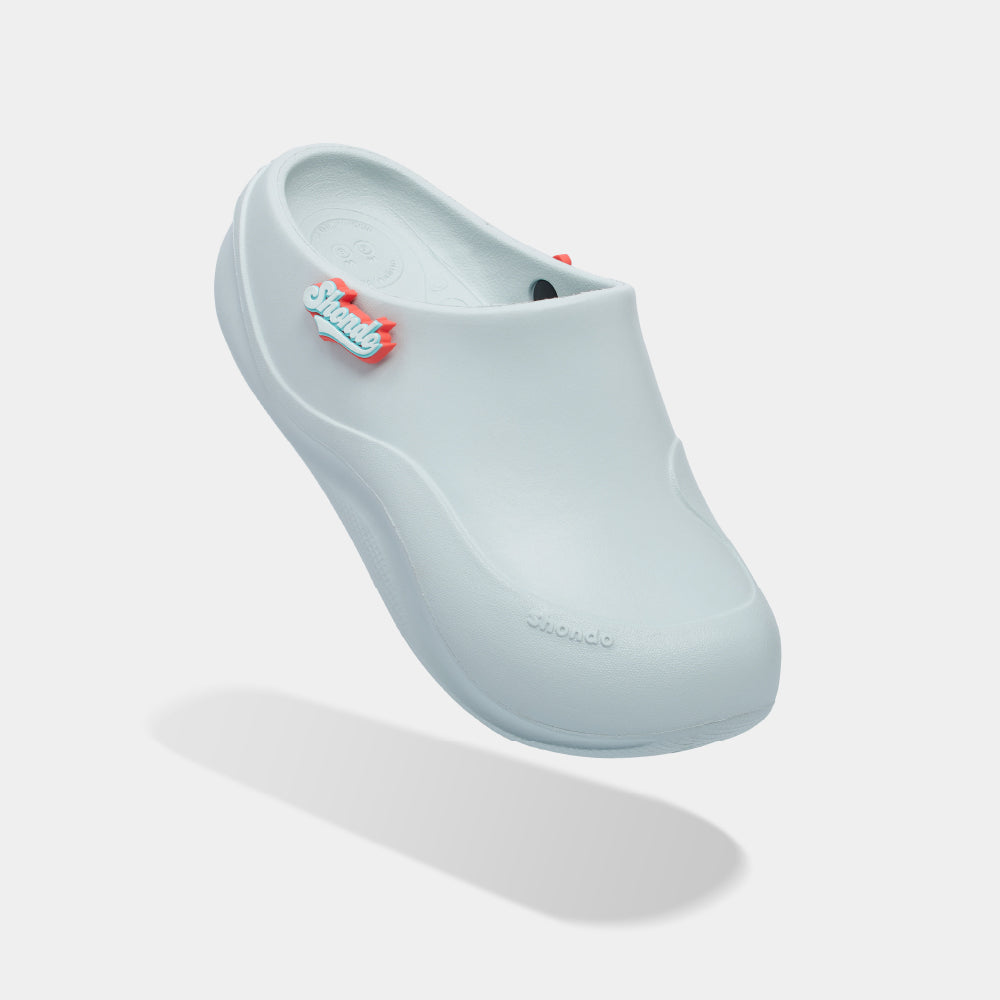 Clog Suke nữ nhựa đúc gắn charm xanh trời