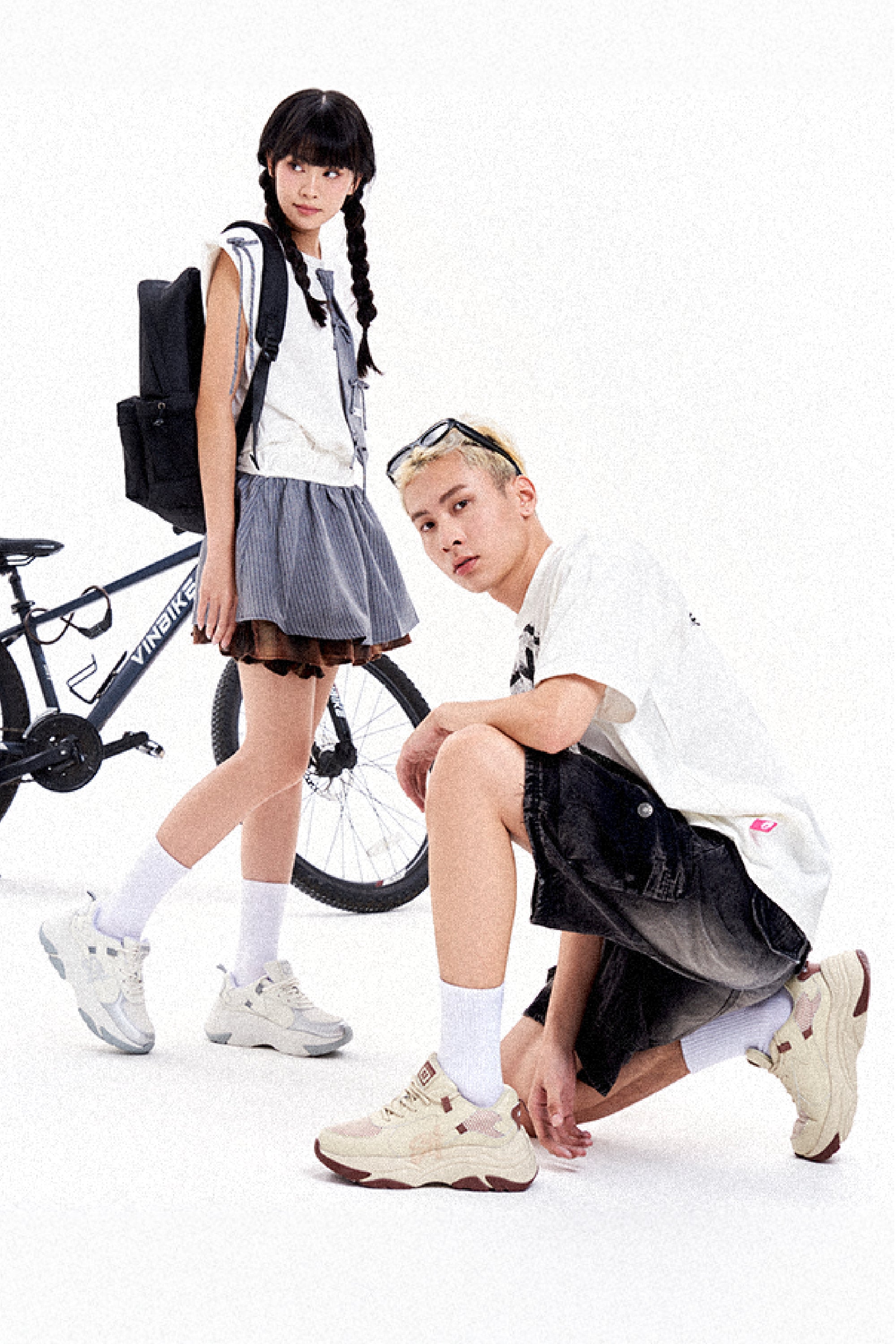 Chunky beige brown men's and women's sneakers