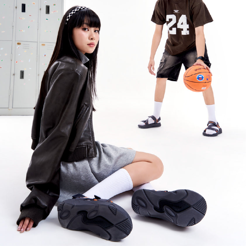 Sandal nam nữ F8M xám đậm