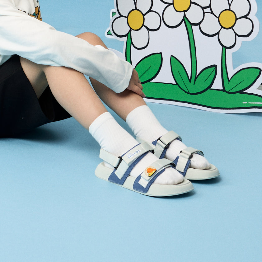Sandal bé trai Little 3 khủng long xám