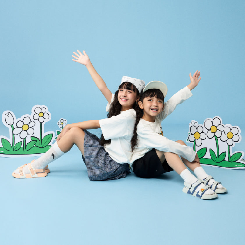 Sandal bé gái Little 3 hồng trắng kem gấu