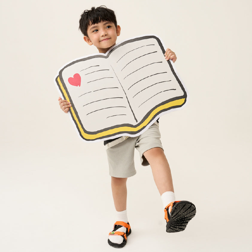 Sandal bé trai Little 6 khủng long đen cam