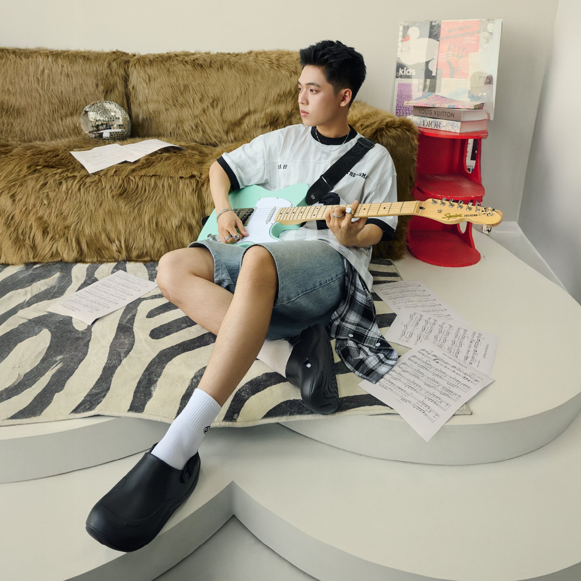 Clog SUKE nhựa đúc nam nữ đen