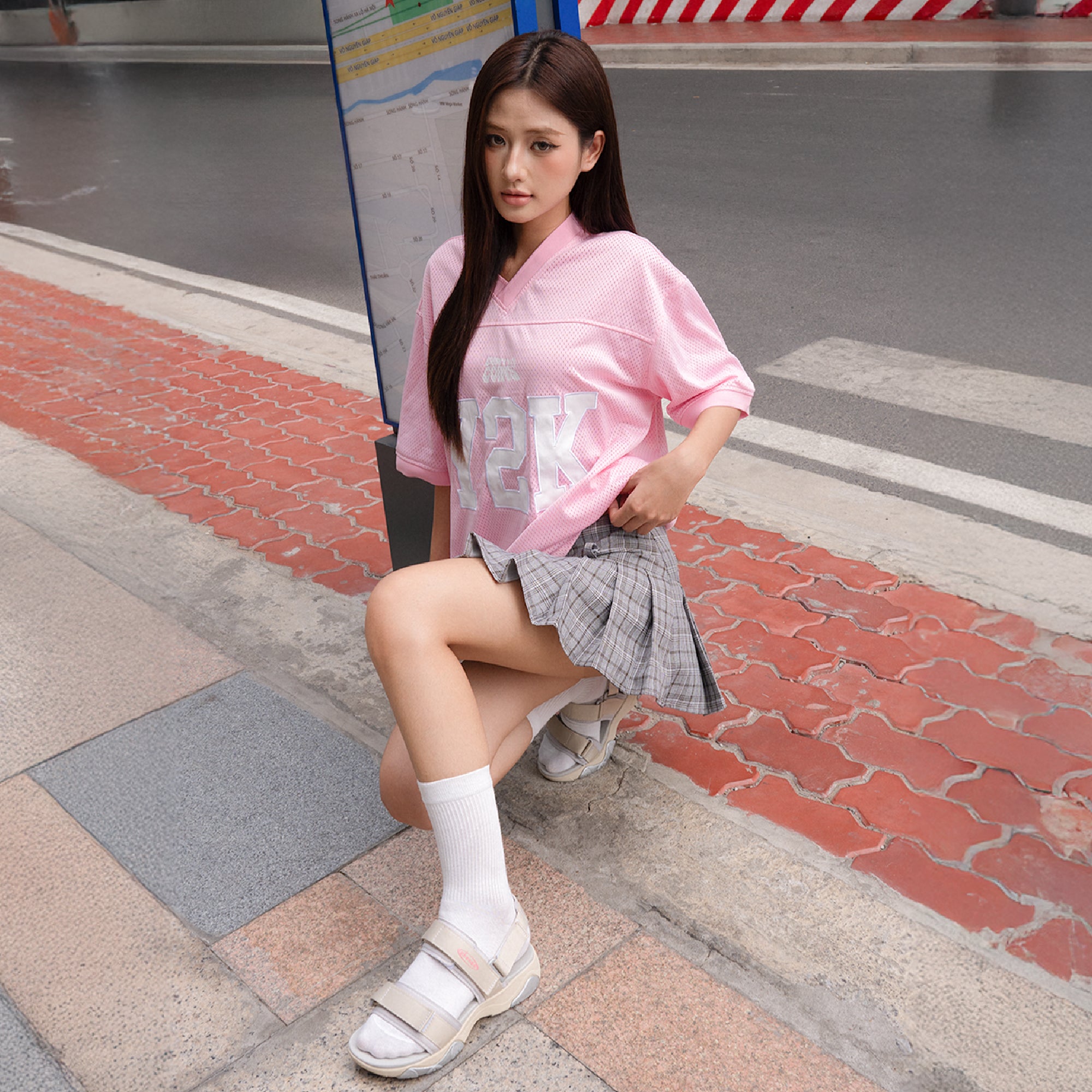 Sandal nữ Girly quai thun xám be