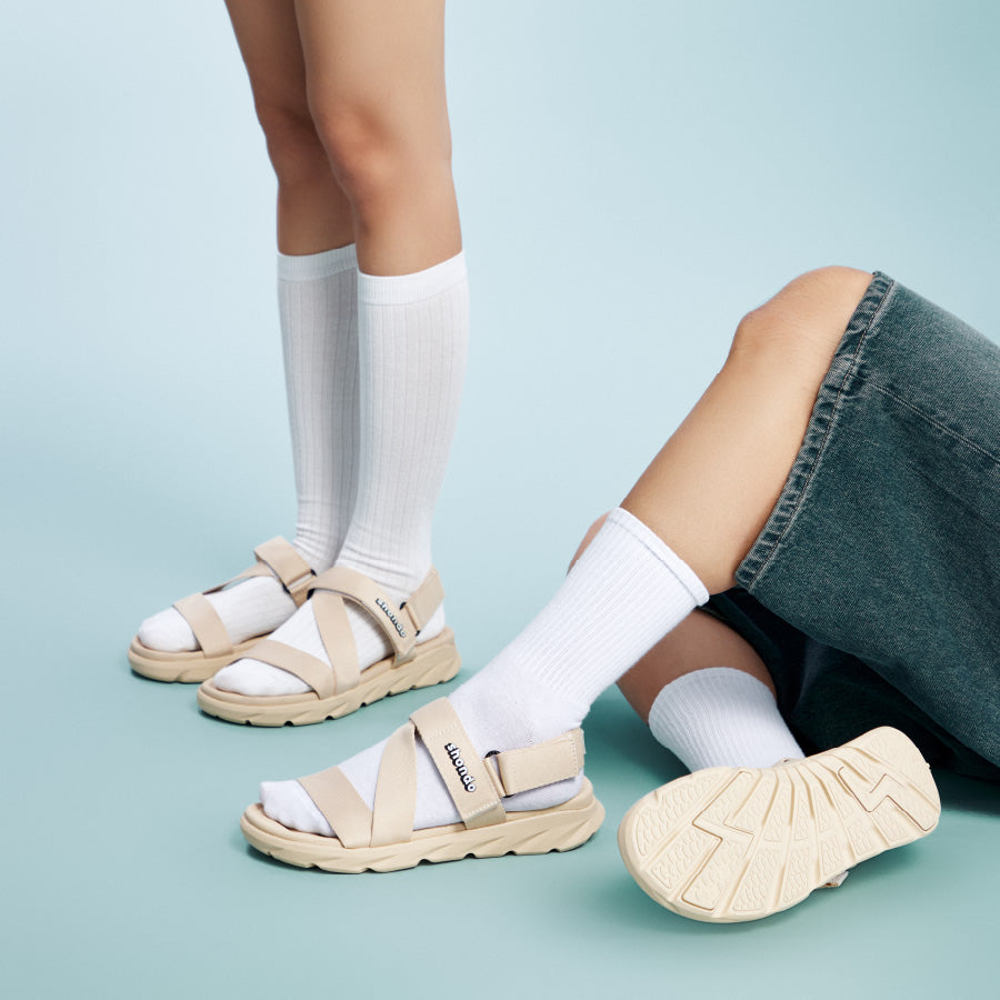 Sandals F6 sport vàng kem