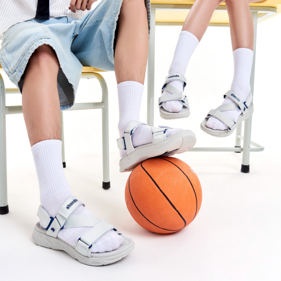 Sandal nam nữ F8M xám rêu