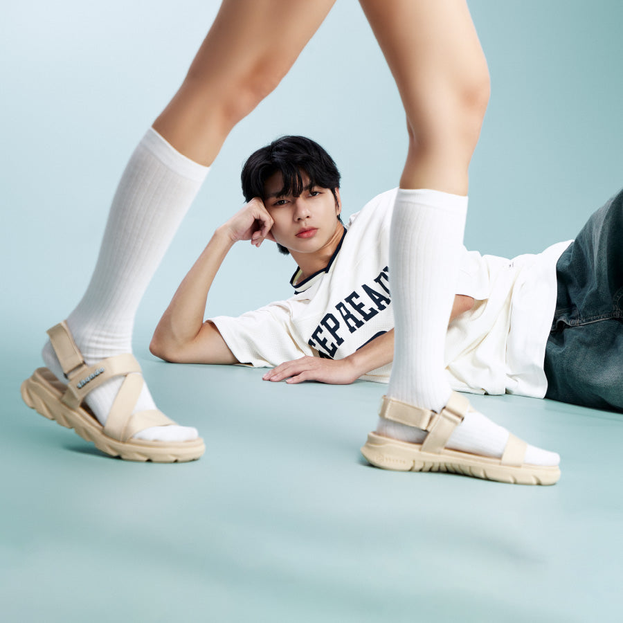 Sandals F6 sport vàng kem