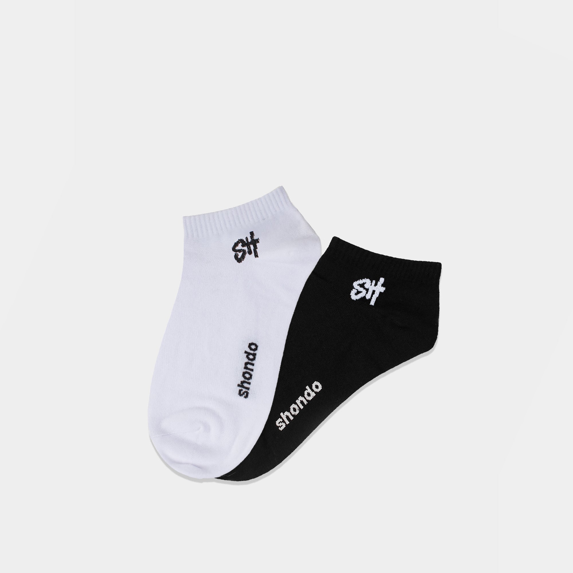 Set 2 vớ cổ thấp trắng và đen logo SH