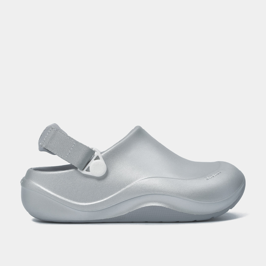 Clog nhựa đúc nữ Suke metallic