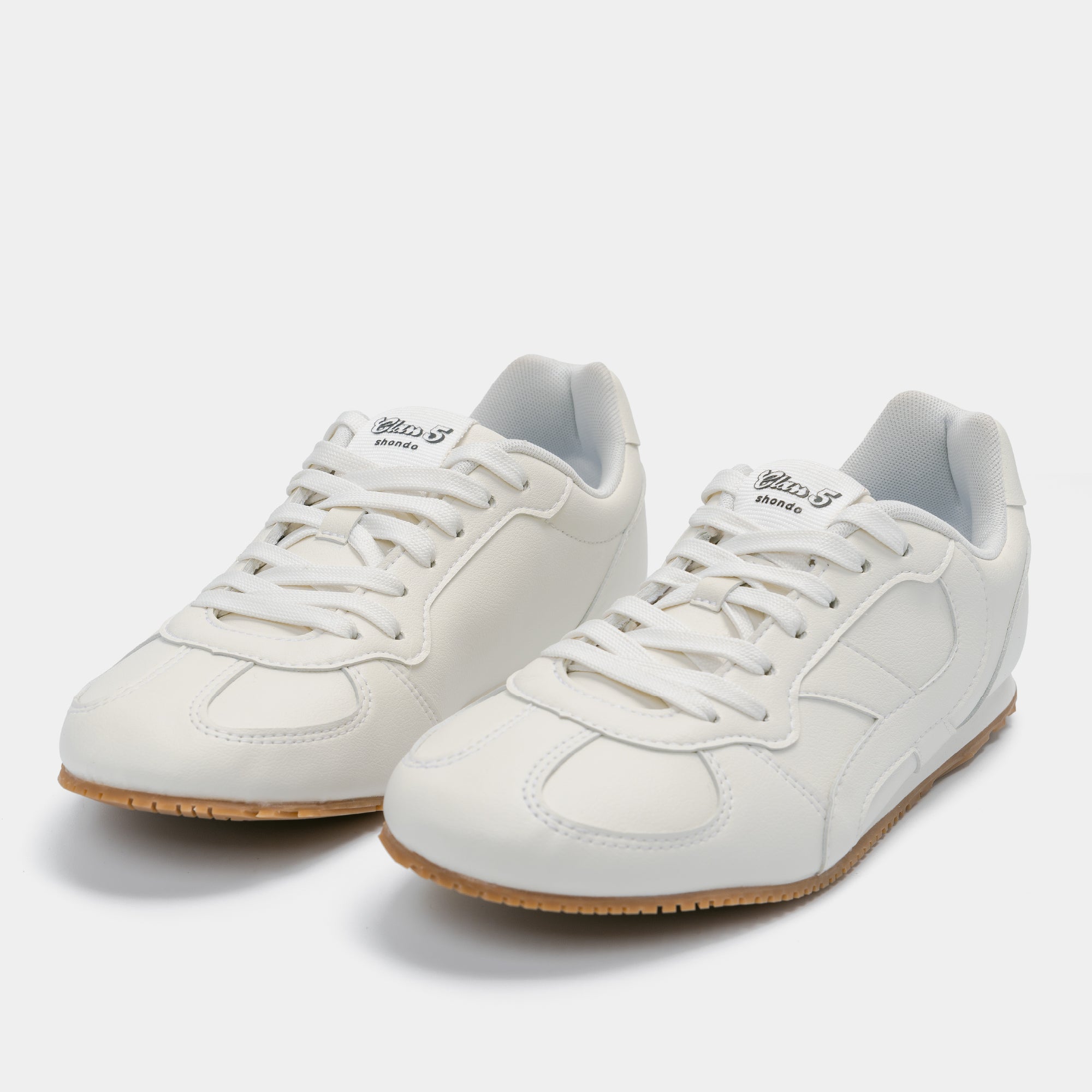 Giày sneaker đế thấp nam nữ Class 5 trắng