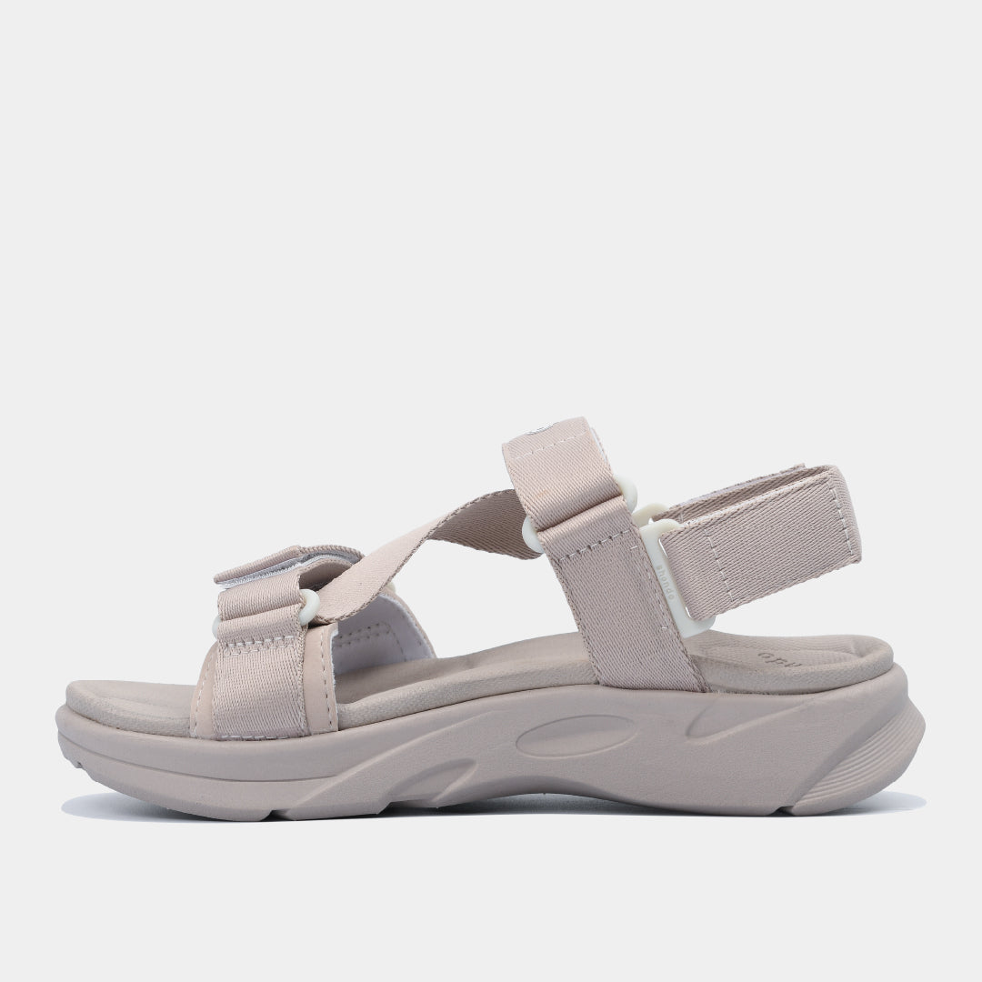 Sandal nữ F8M nâu