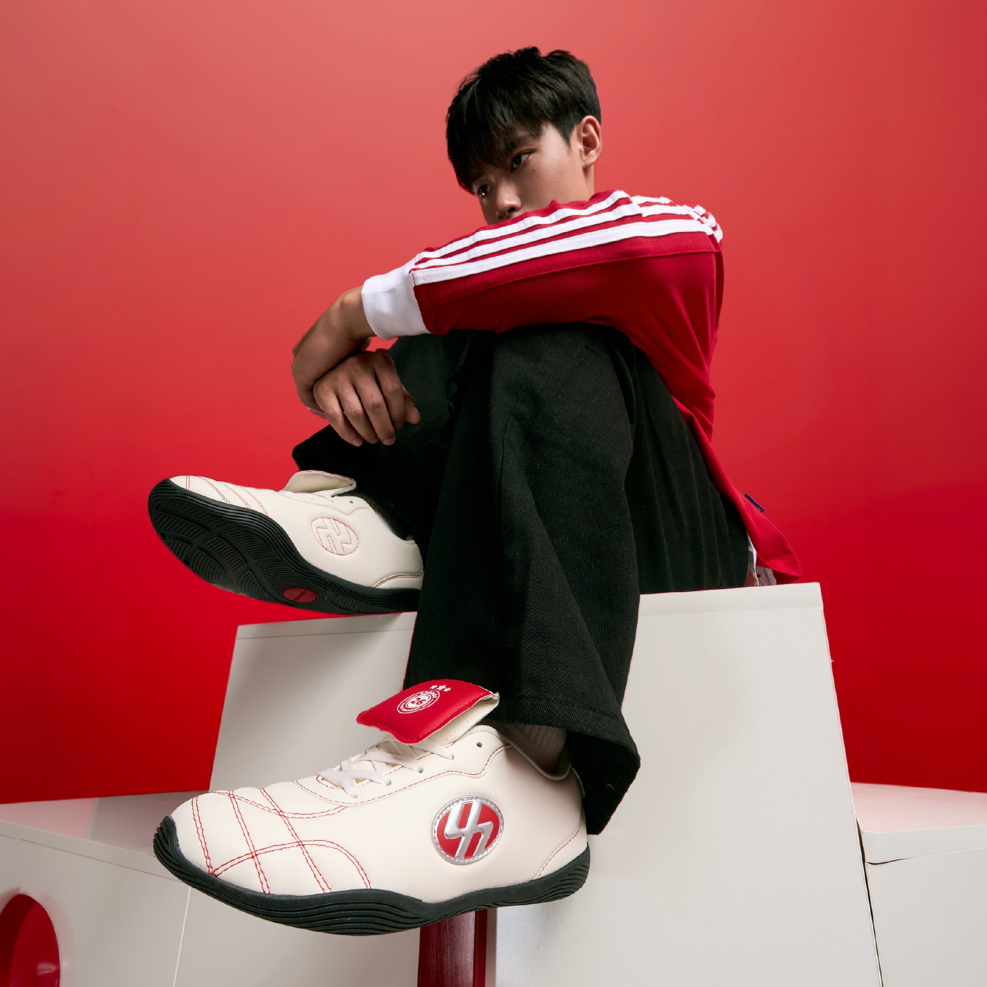 Sneaker Class 7 CHAMPION 26 nam trắng