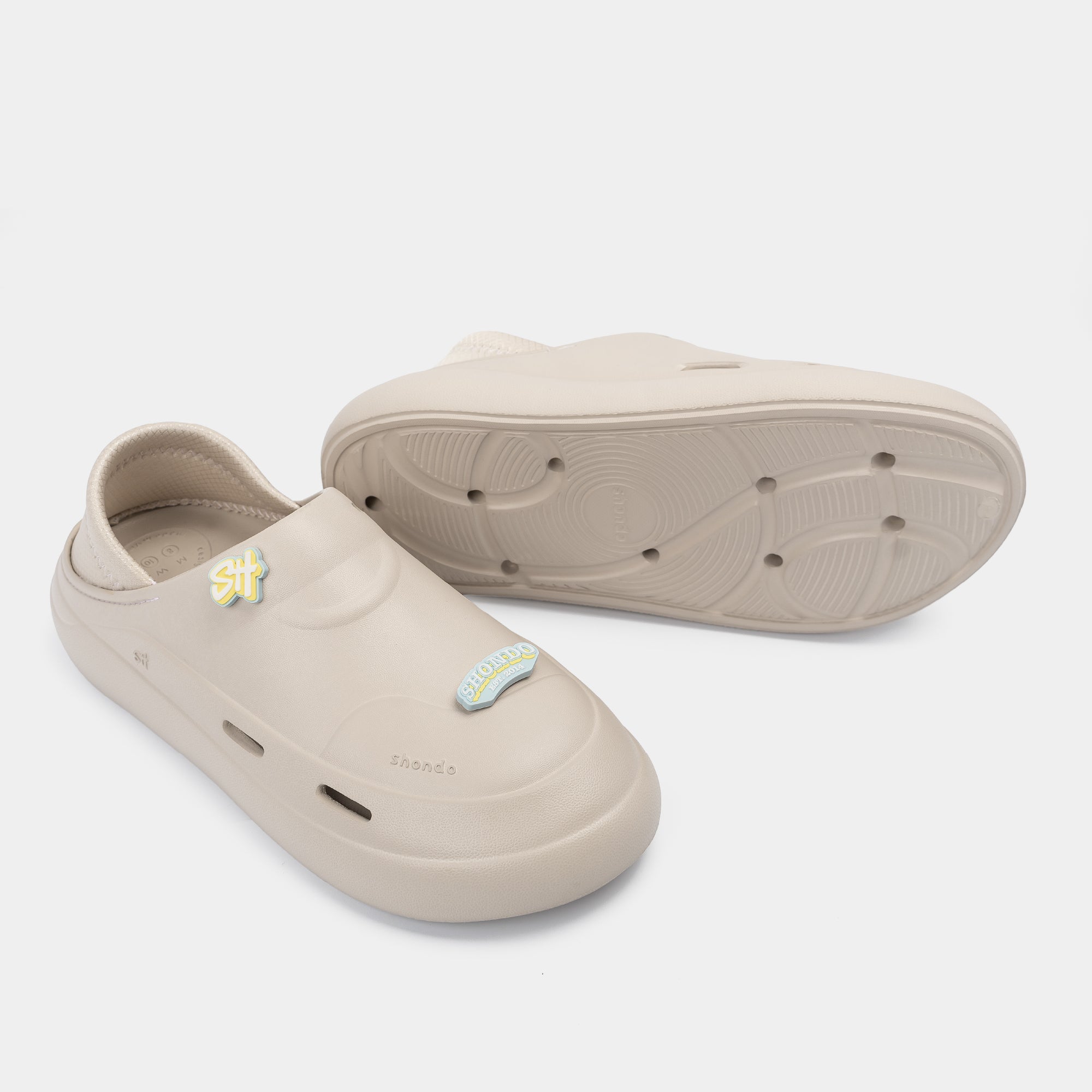 Giày sneaker Class 3 không dây hồng