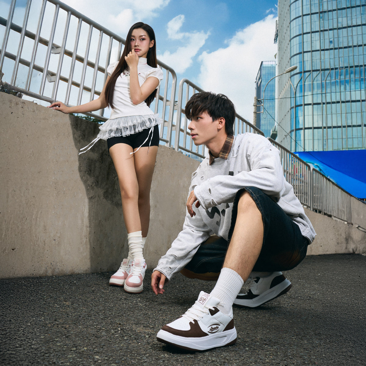Giày sneaker Class 2 logo Shondo nữ trắng hồng