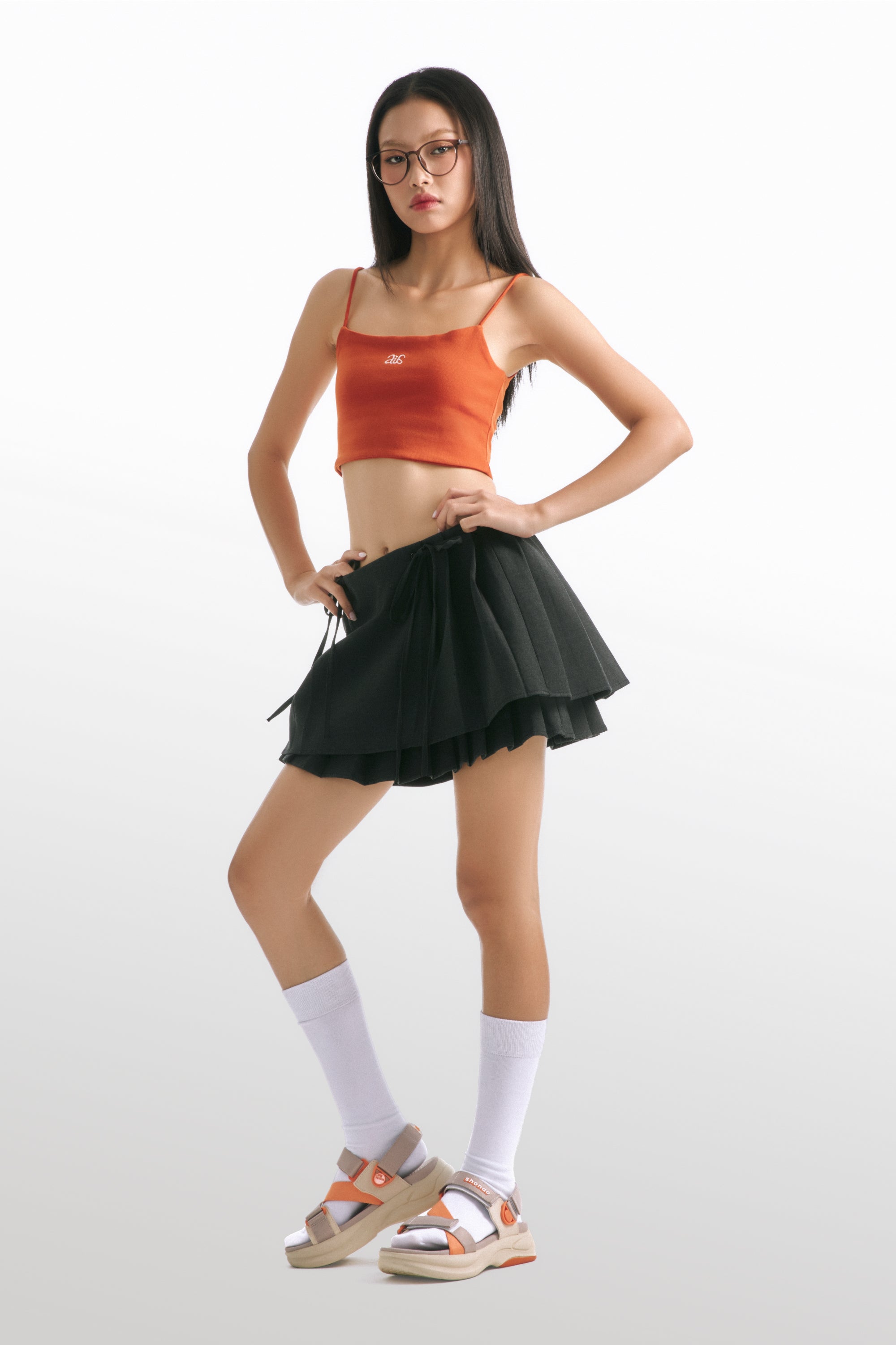 Sandal nữ F8B quai xoay nâu be cam
